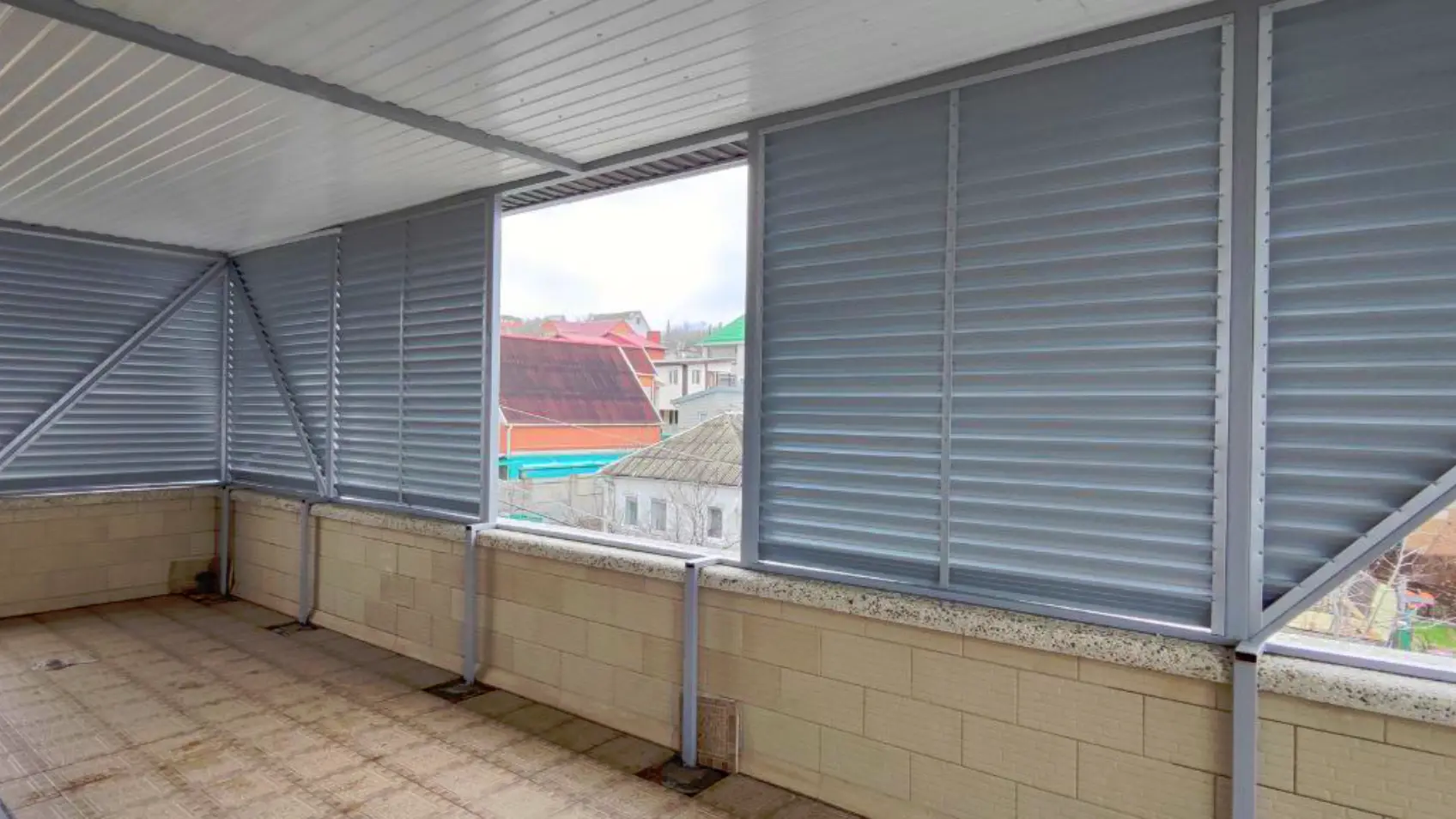 Фото 4 Ламели ЭКО-Z-US RAL9006 Серебро для зашивки балкона